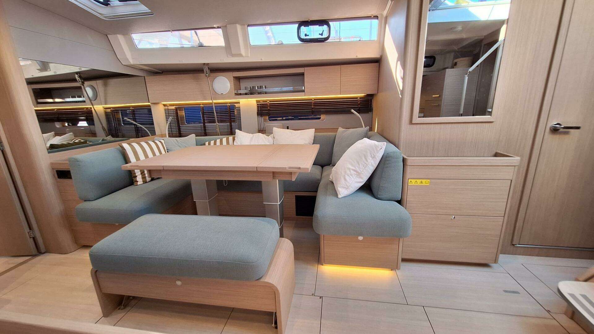 2026 Beneteau Oceanis 52 - Image 14
