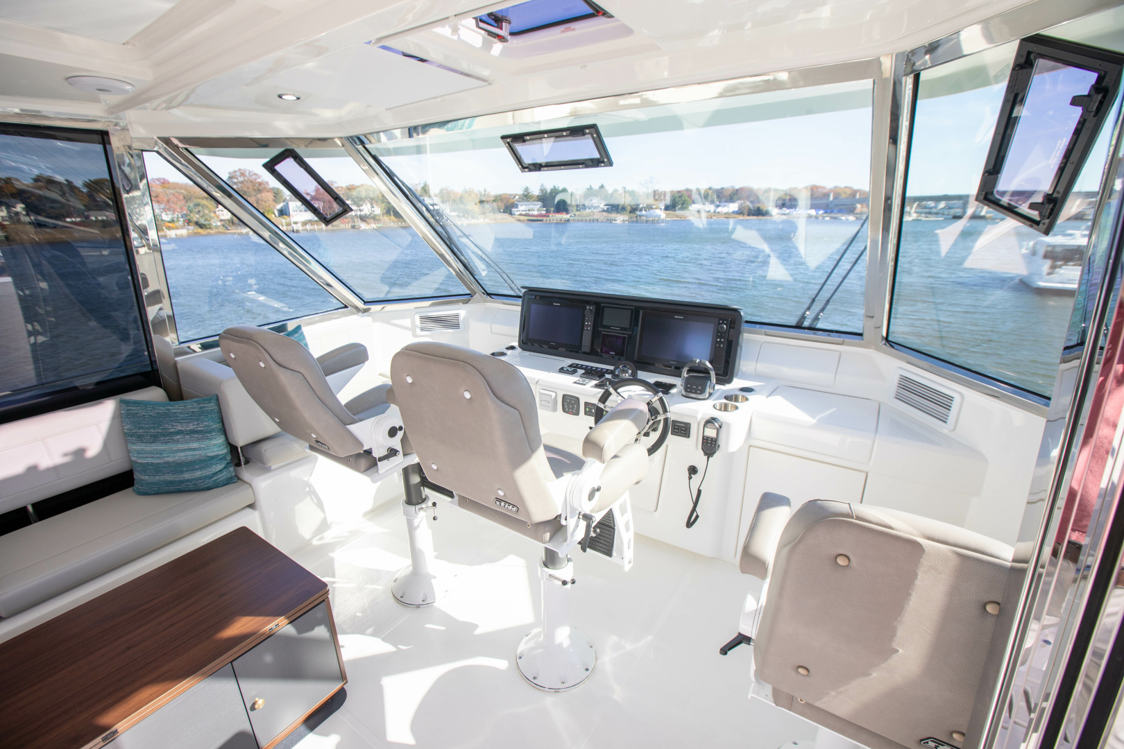 2023 Aquila 54 Yacht - Image 64