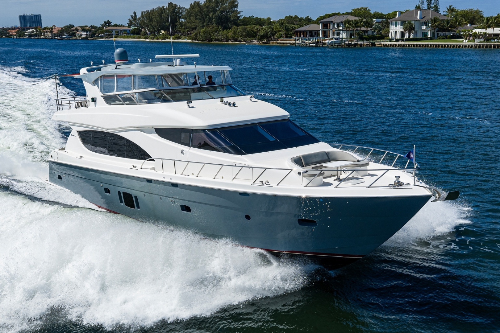 2013 Hatteras 80 Motor Yacht - Image 78