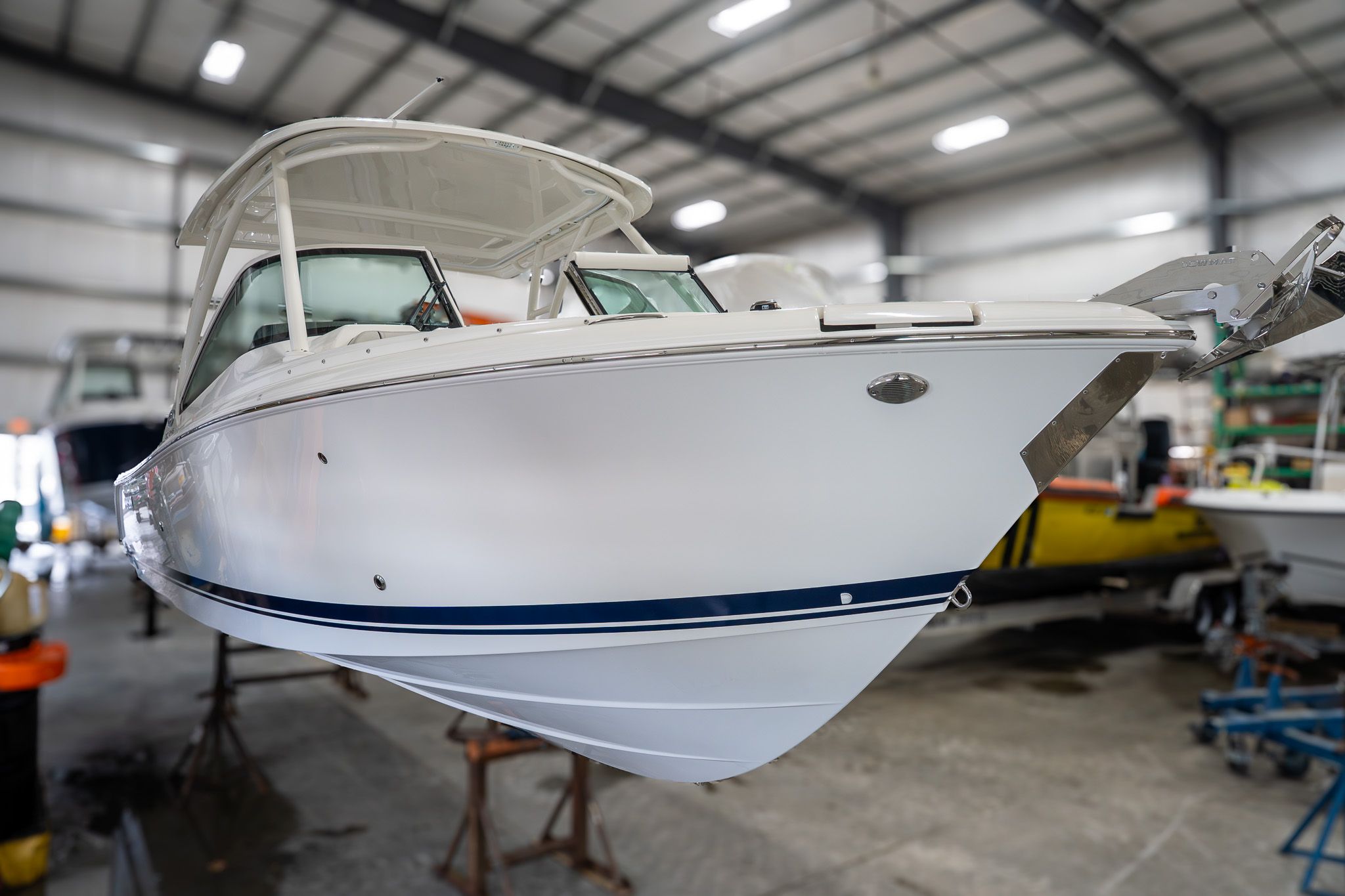 2026 Pursuit DC 246 Dual Console - 6