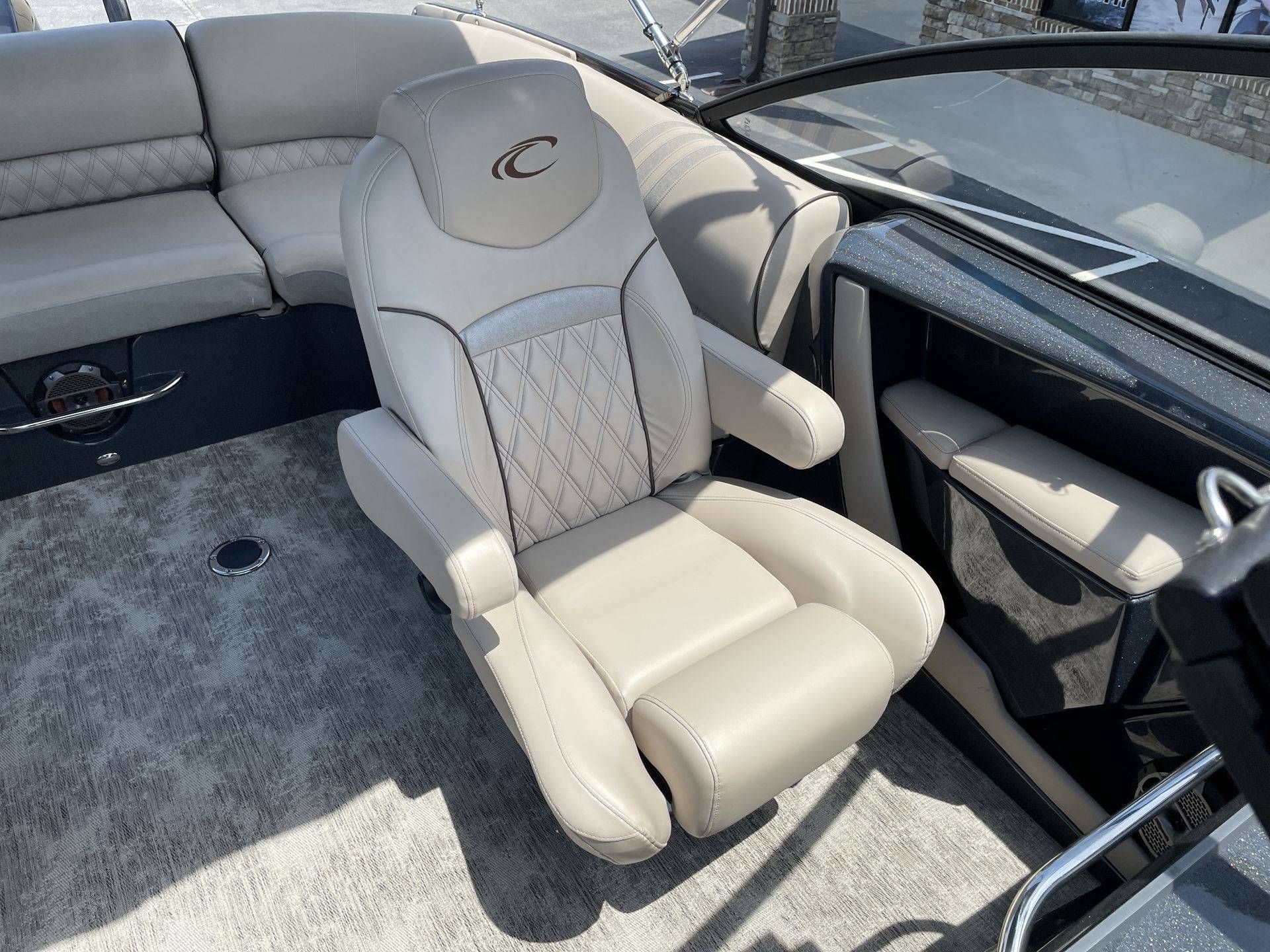 2021 Crest 270 Continental - 32