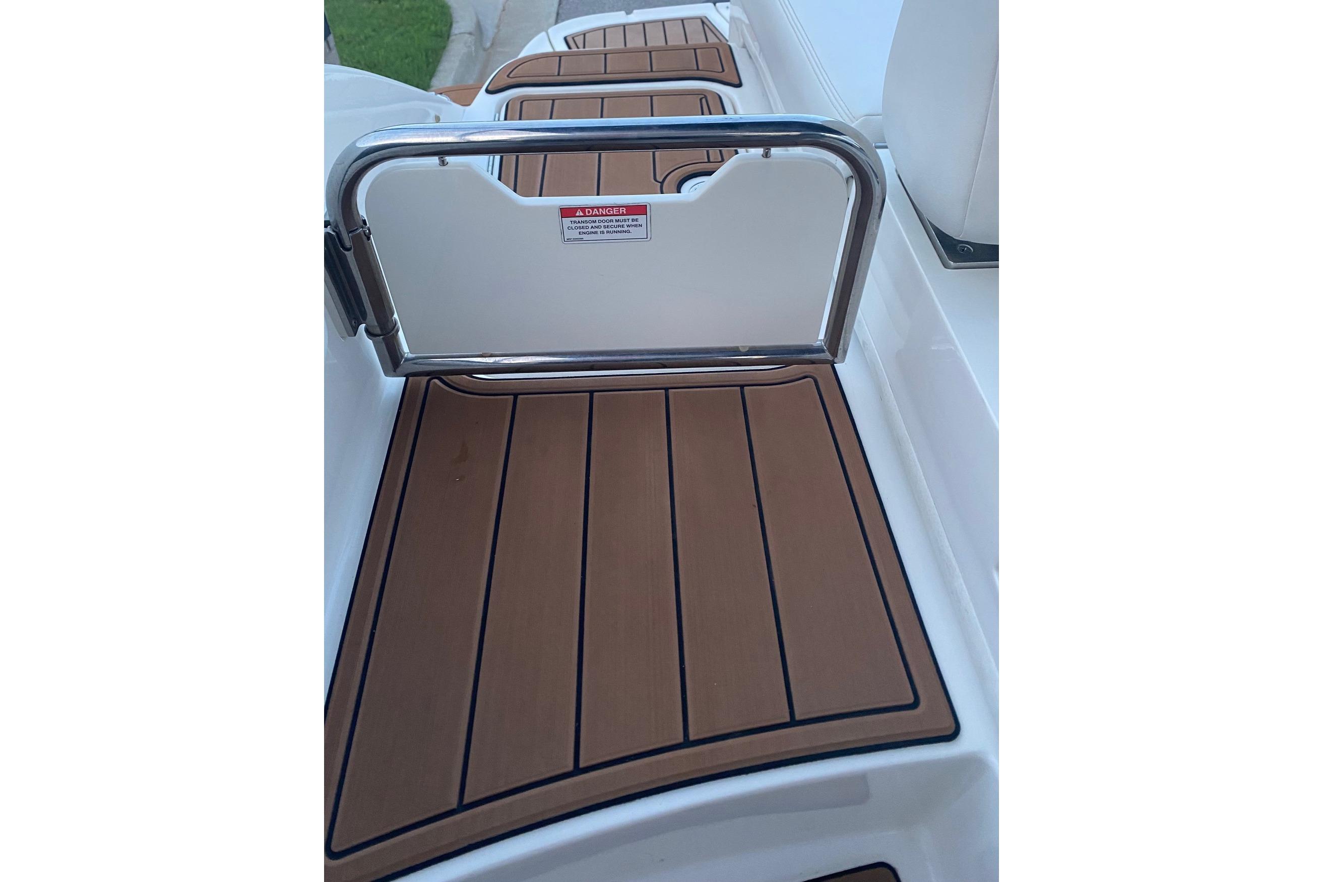 2014 Sea Ray 280 Sundeck - 12