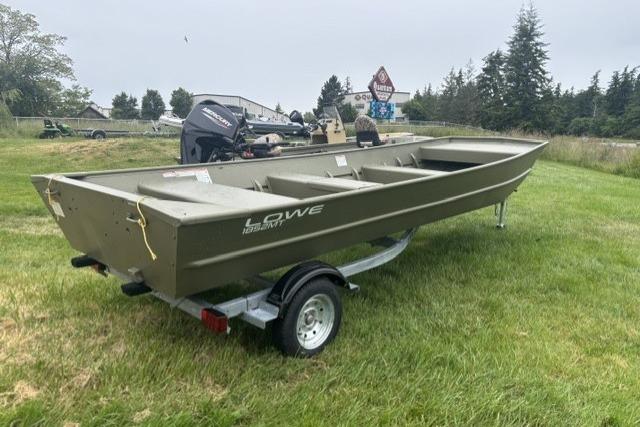 2026 Lowe L1852MT Jon