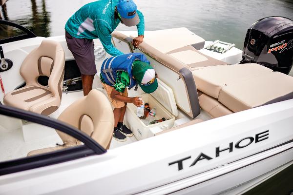 2025 Tahoe 185 S - 83