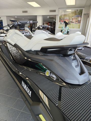 2026 Yamaha WaveRunner VX Cruiser HO - VX1900C-CB - 3