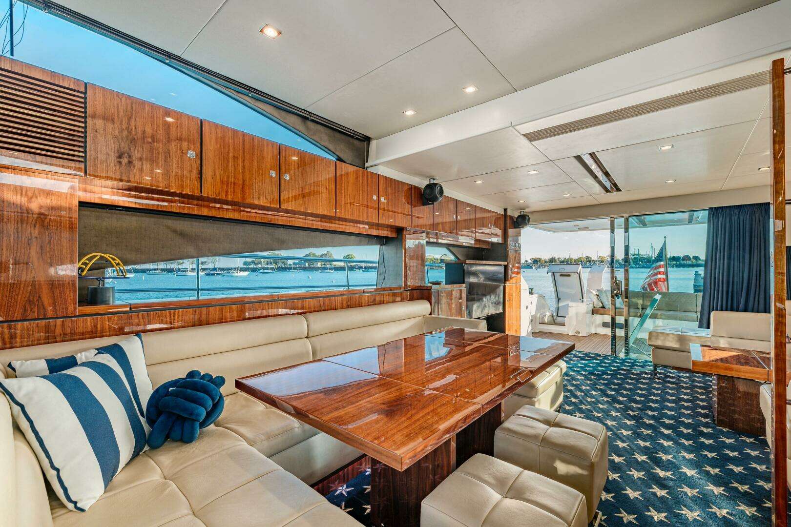 2011 Fairline 65 Squadron - Image 39