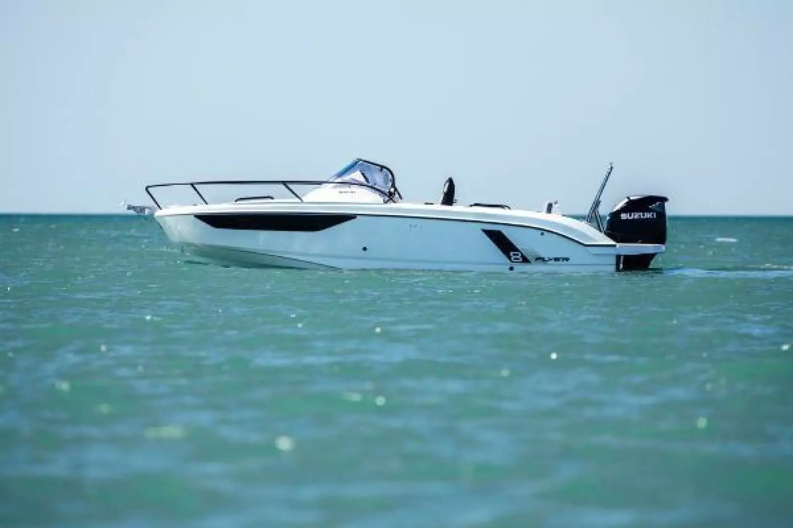 2026 Beneteau Flyer 8 SunDeck - Image 4