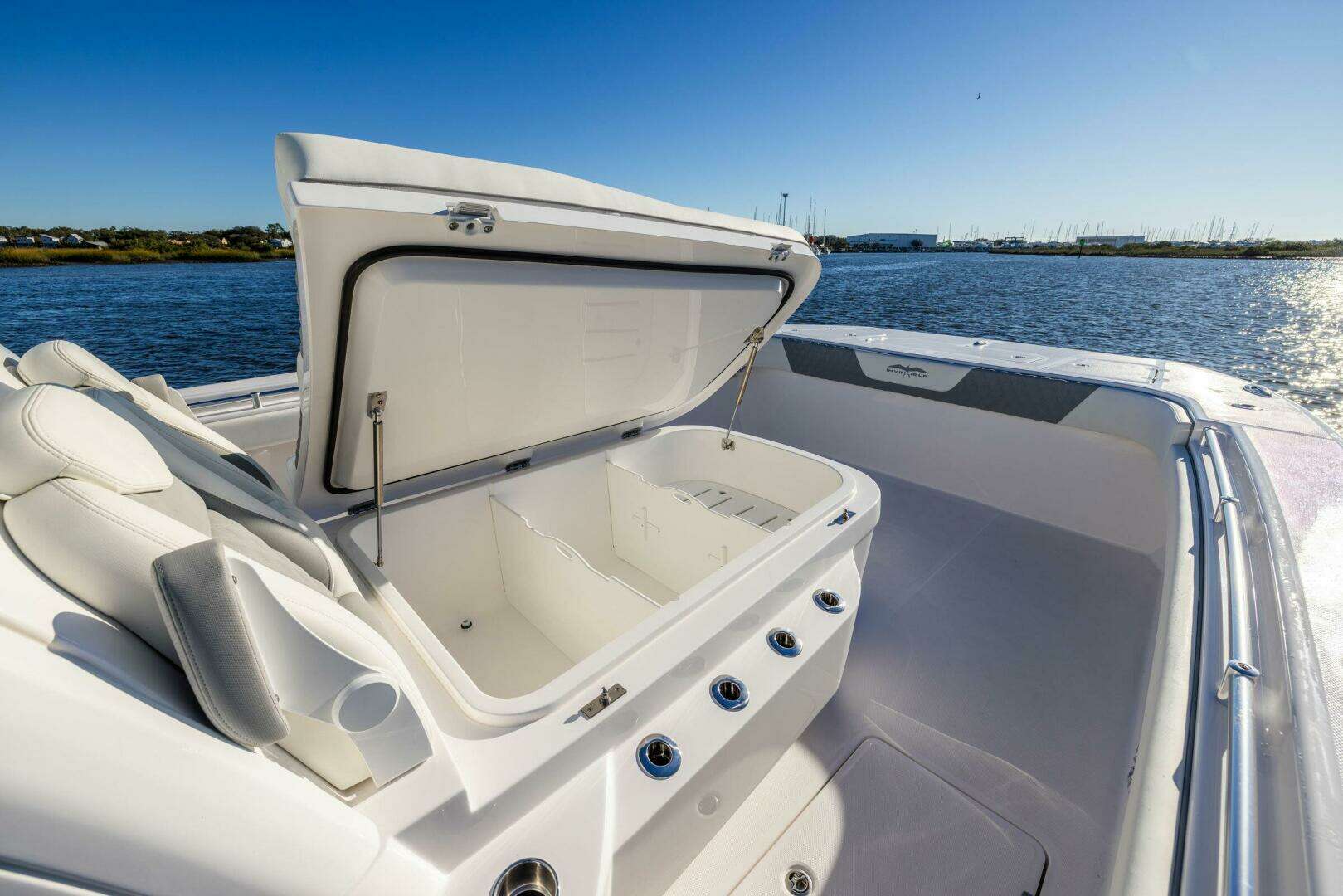 2026 Invincible 38 Catamaran - Image 21