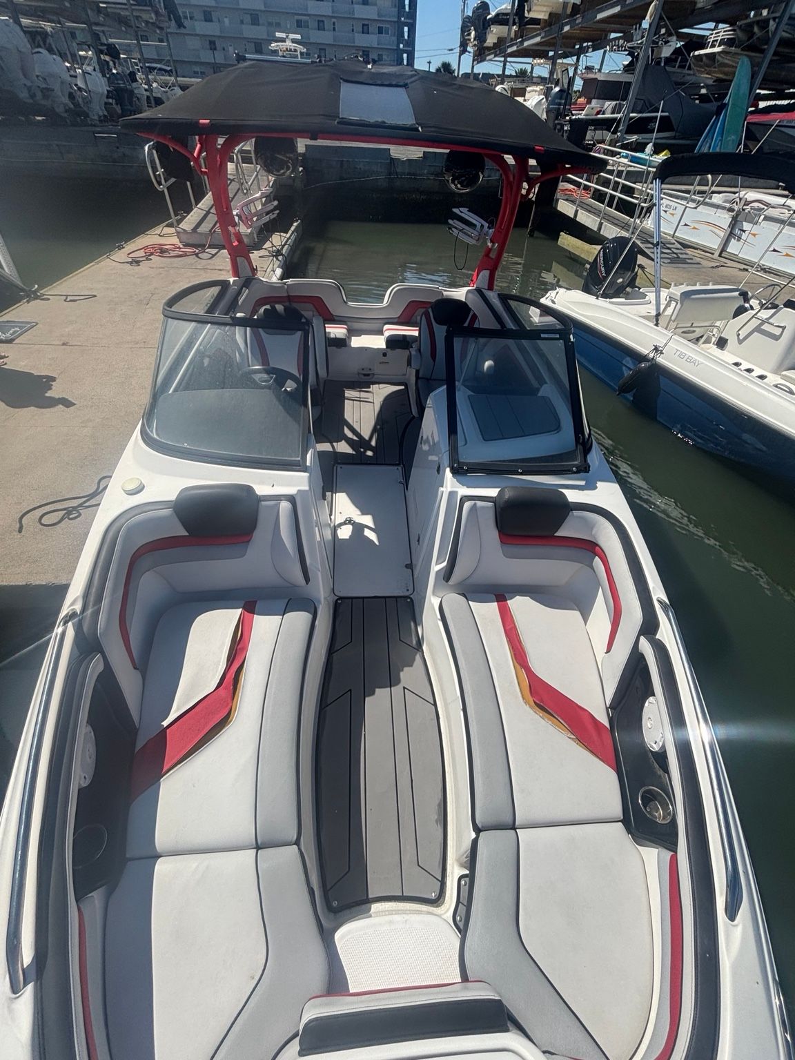 2019 Yamaha Boats 242X E-Series - 2