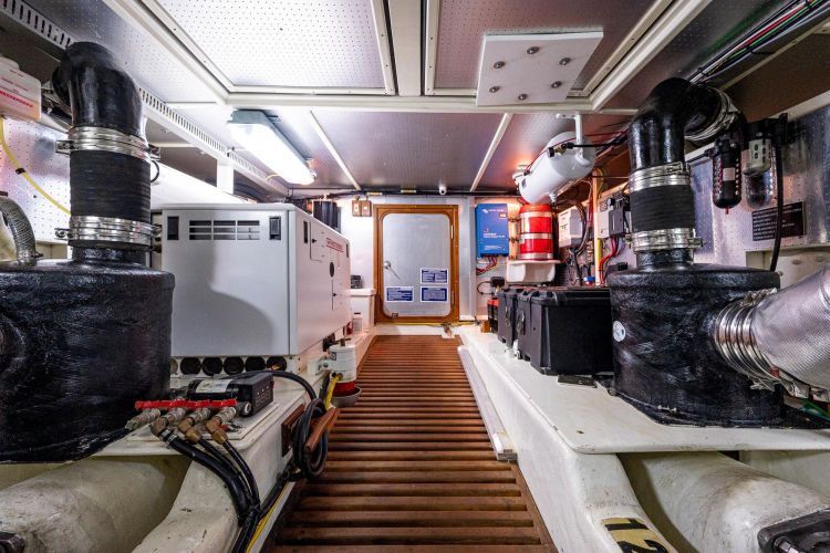 2014 Defever Euro Pilothouse - Image 57
