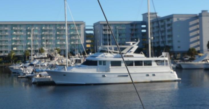 1998 Hatteras 74 Sport Deck Motor Yacht
