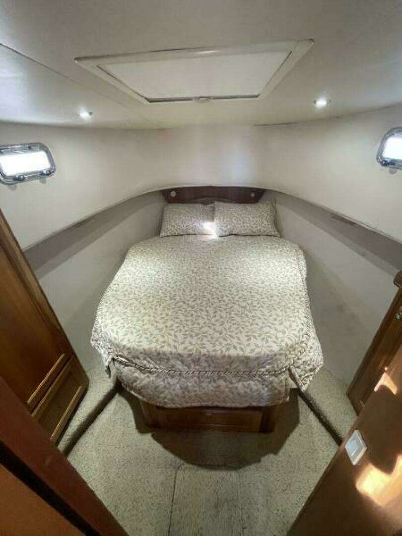 2005 Mainship — - Image 30