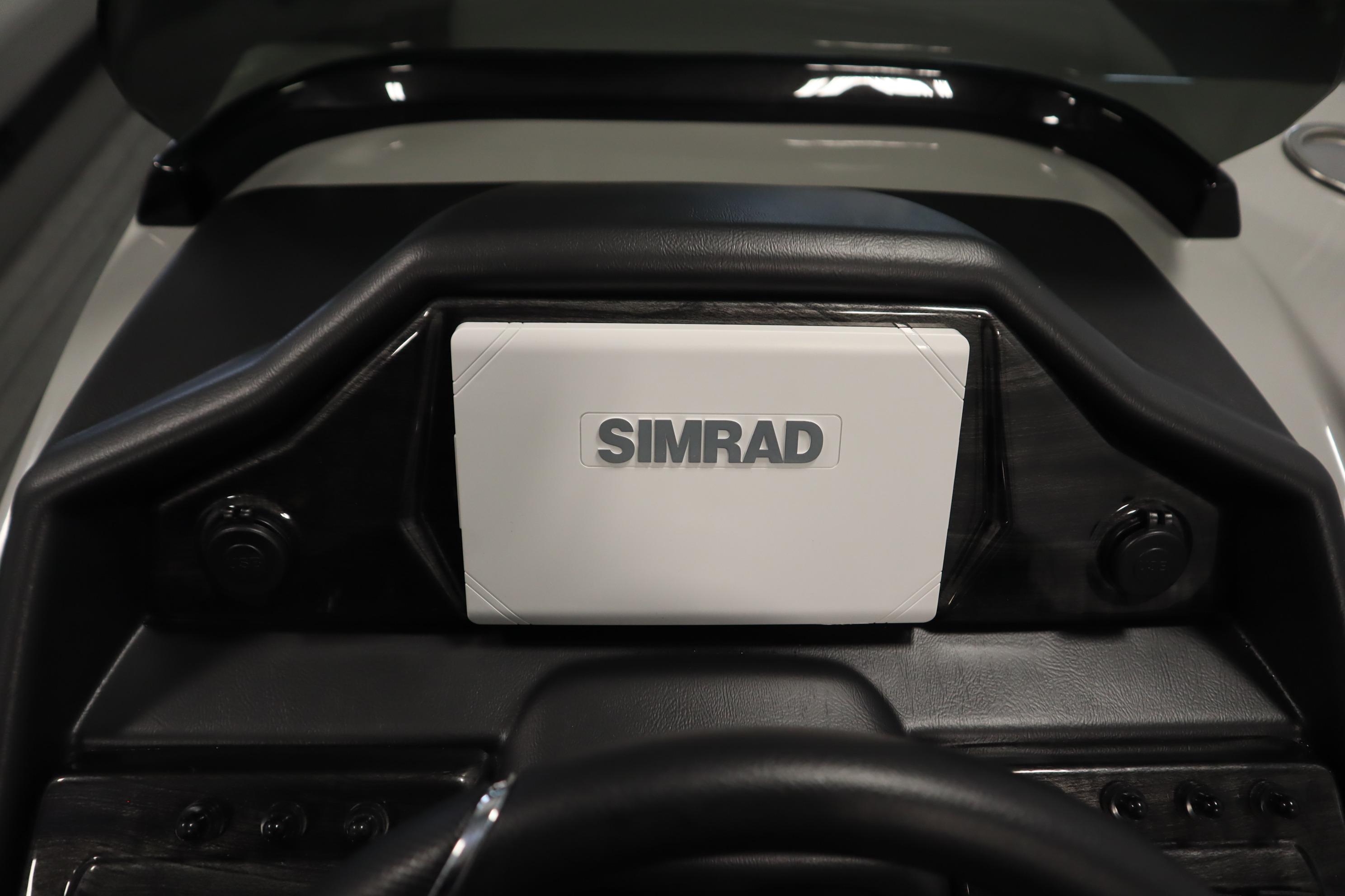 Dashboard of 2025 Bentley Pontoons Elite 253 Admiral Tri-toon with Simrad display.