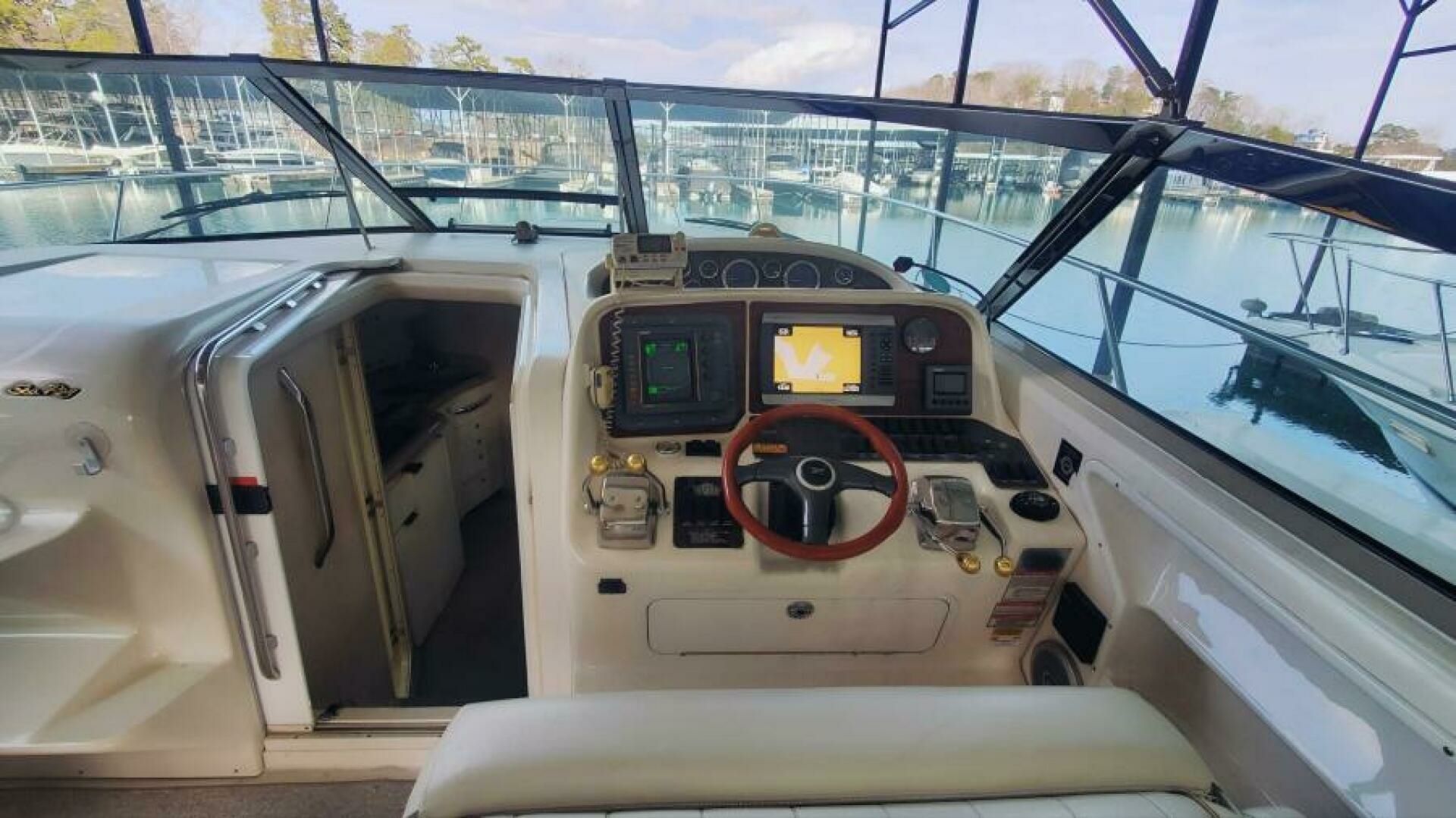 1997 Sea Ray 370 - Image 11