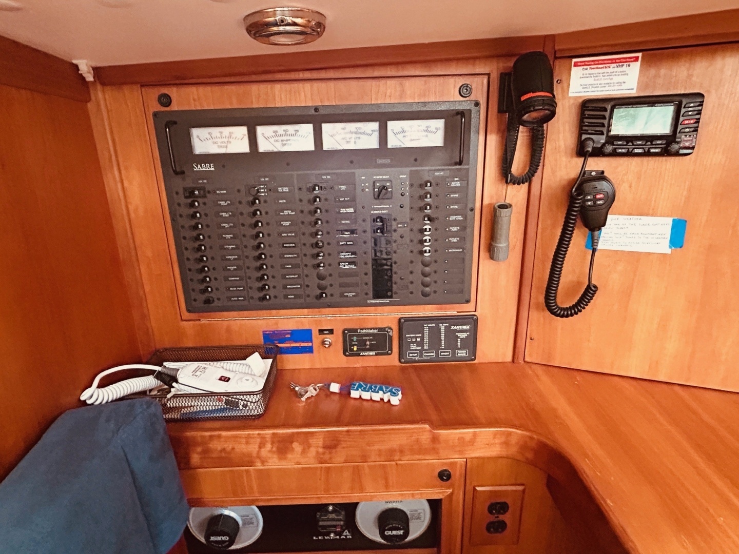 2004 Sabre 426 - Image 46