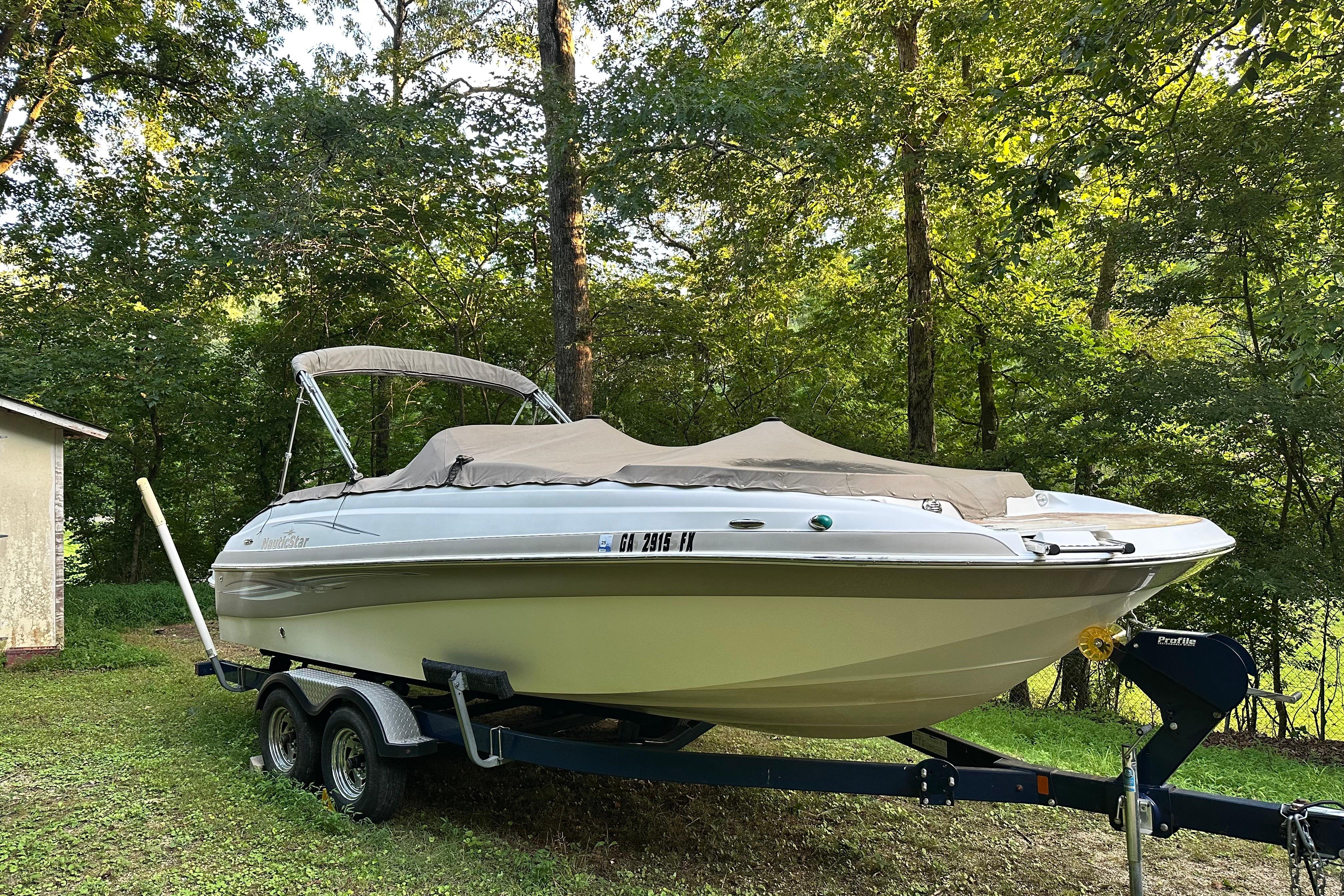 2008 NauticStar 230 SL Sport Deck I/O