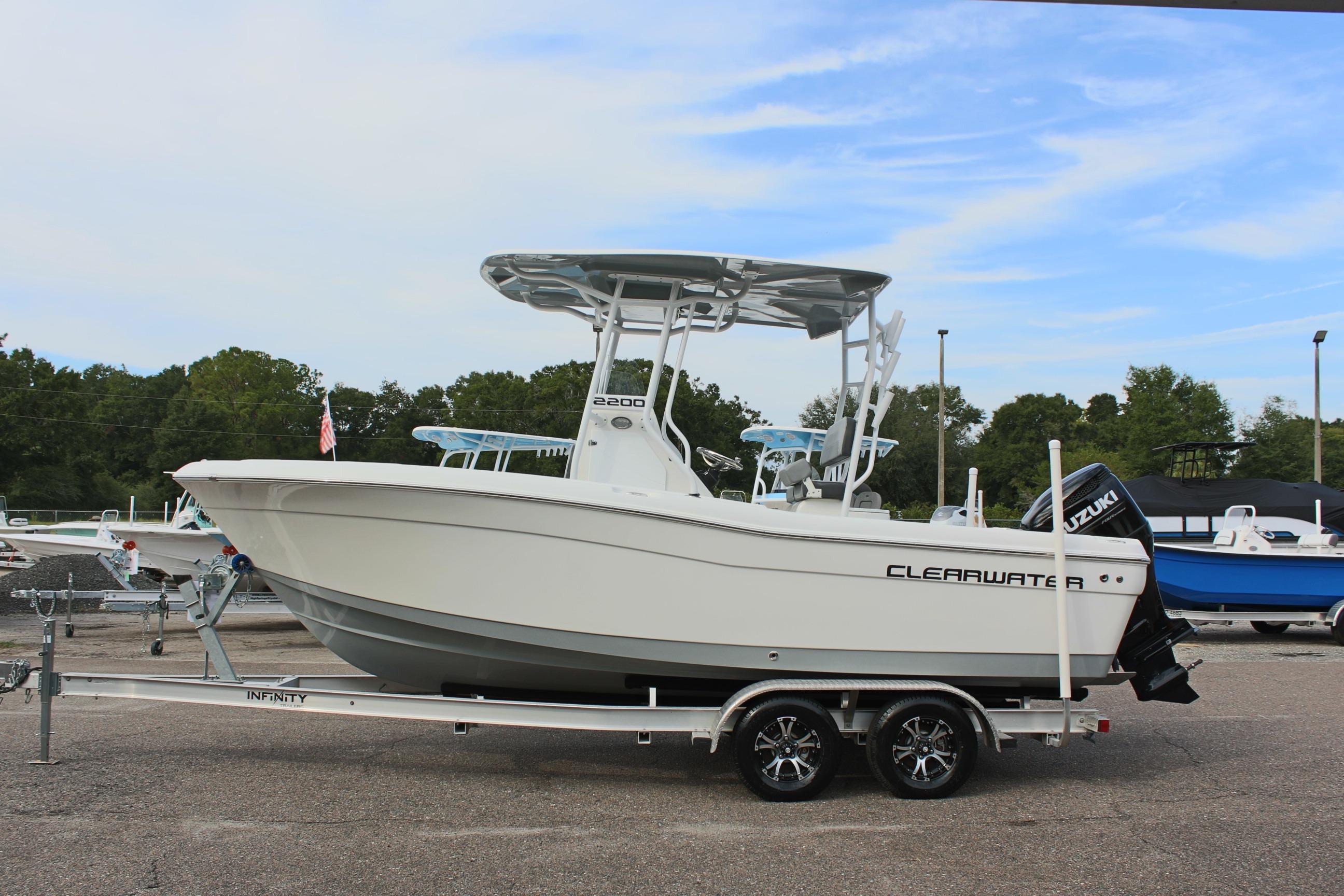 2024 Clearwater 2200 Center Console