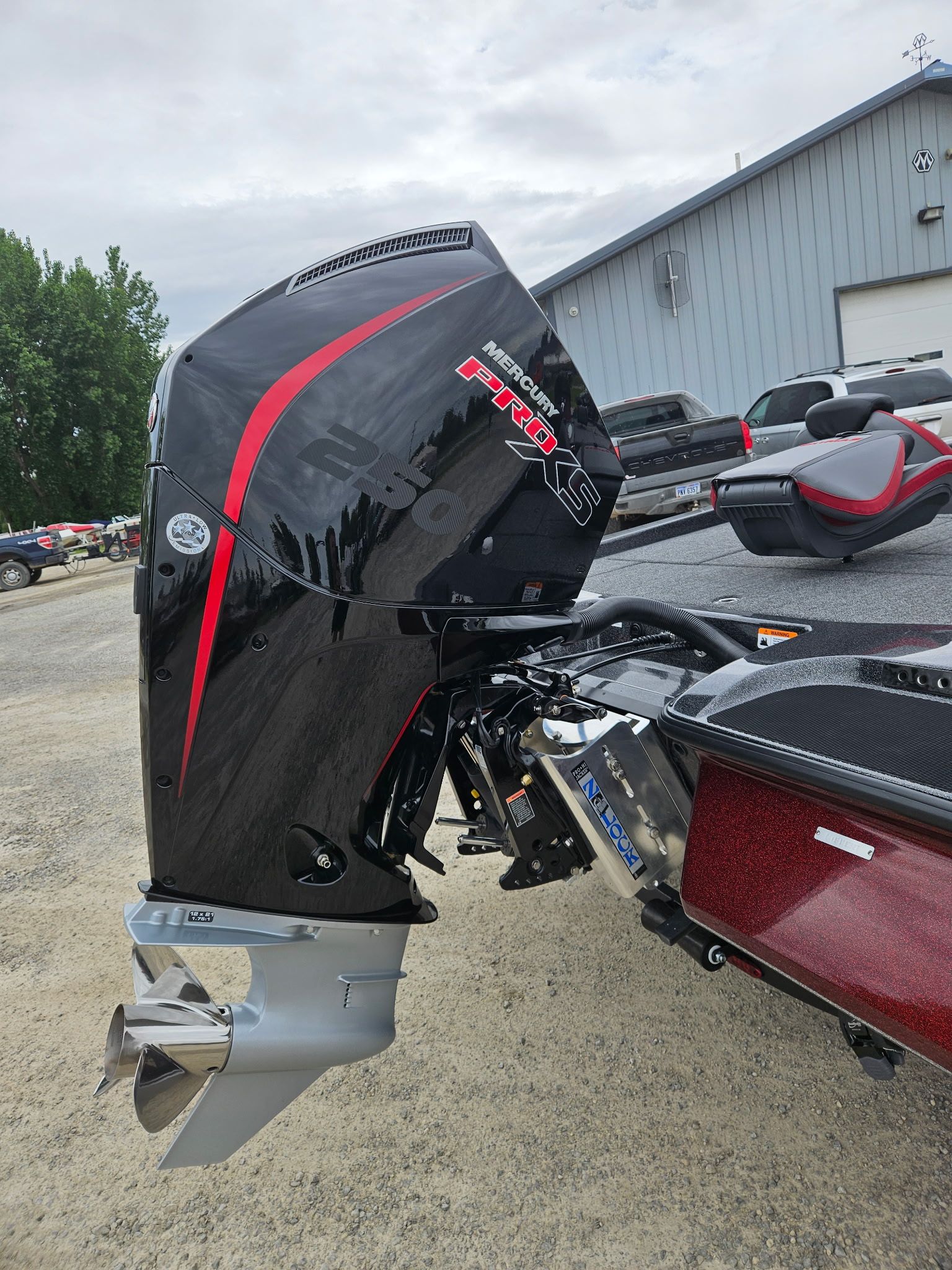 Caymas CX 21 PRO 2027 with Mercury Pro XS engine.