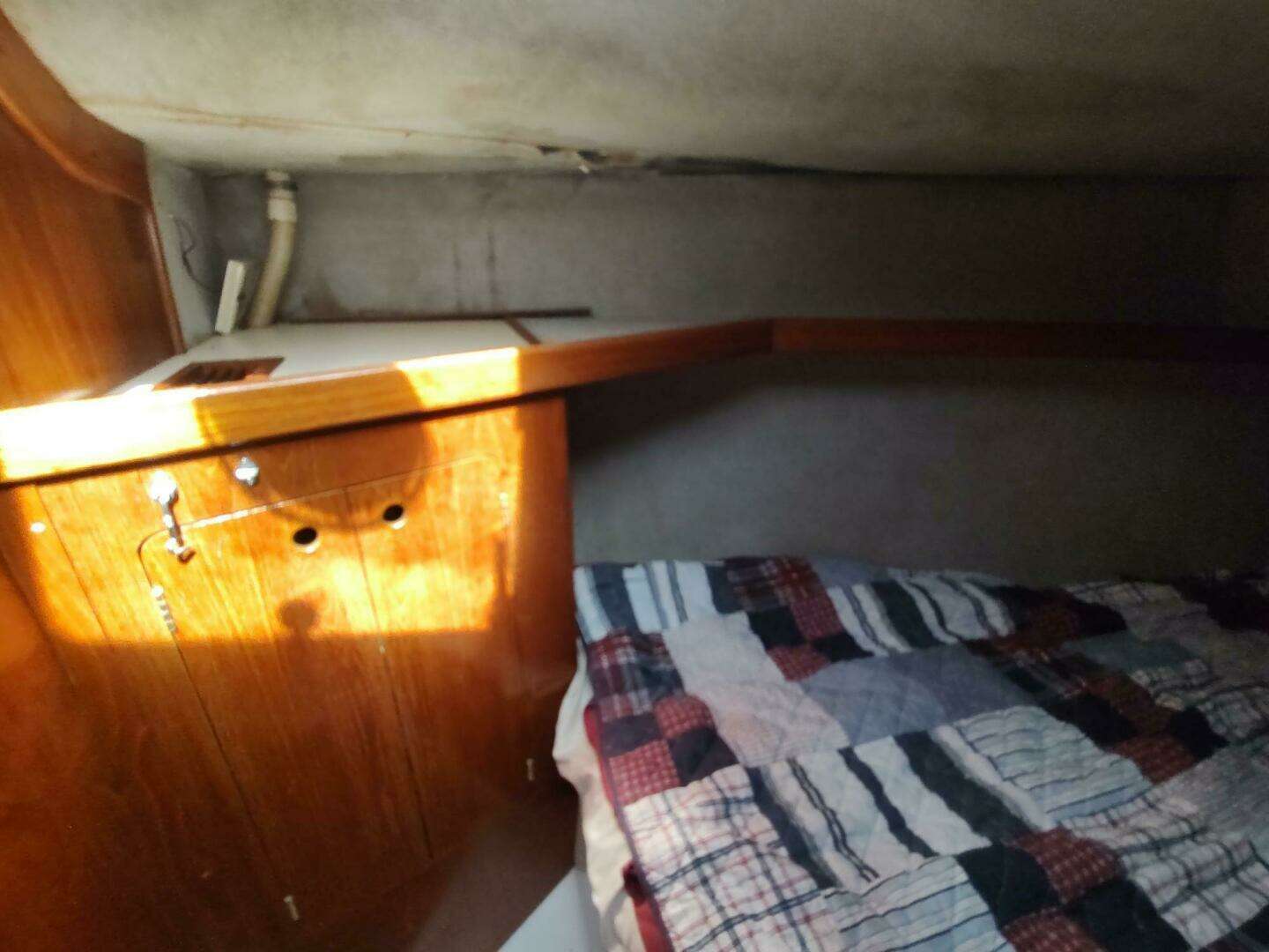 1987 Hunter 37 Legend - Image 51
