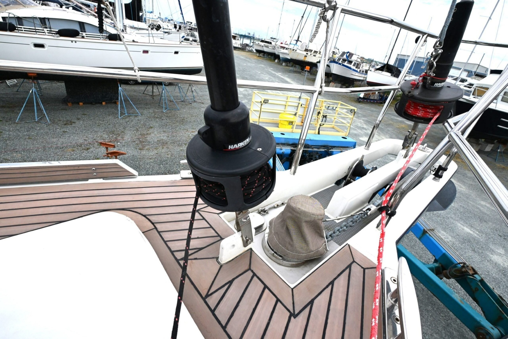 2006 Waterline 50 - Image 16