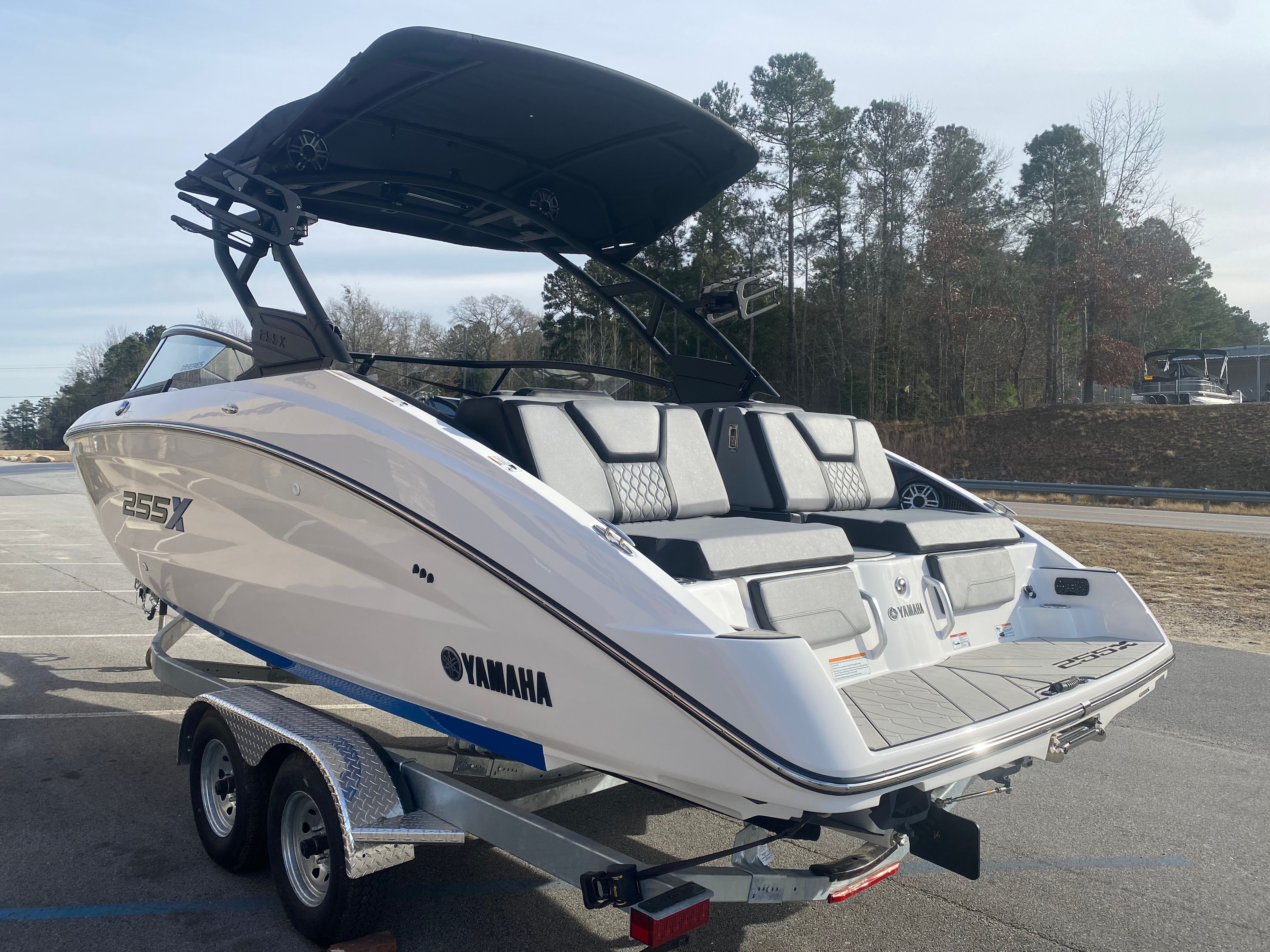 2026 YAMAHA 255 XE - Image 4