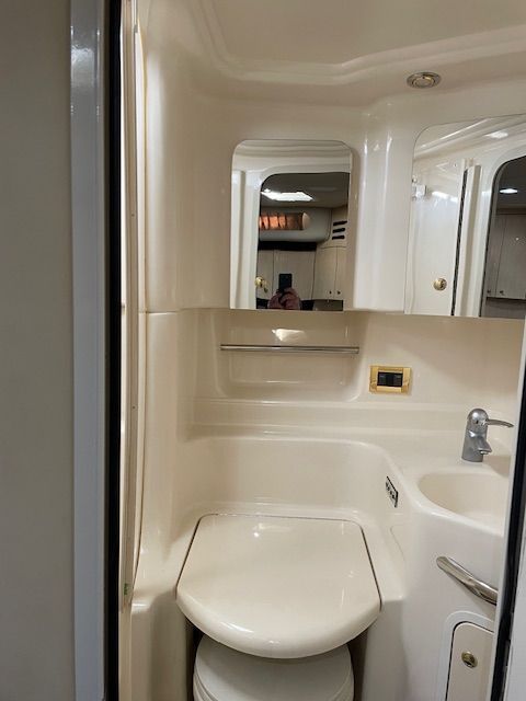 2000 Sea Ray 380 Sundancer - 6