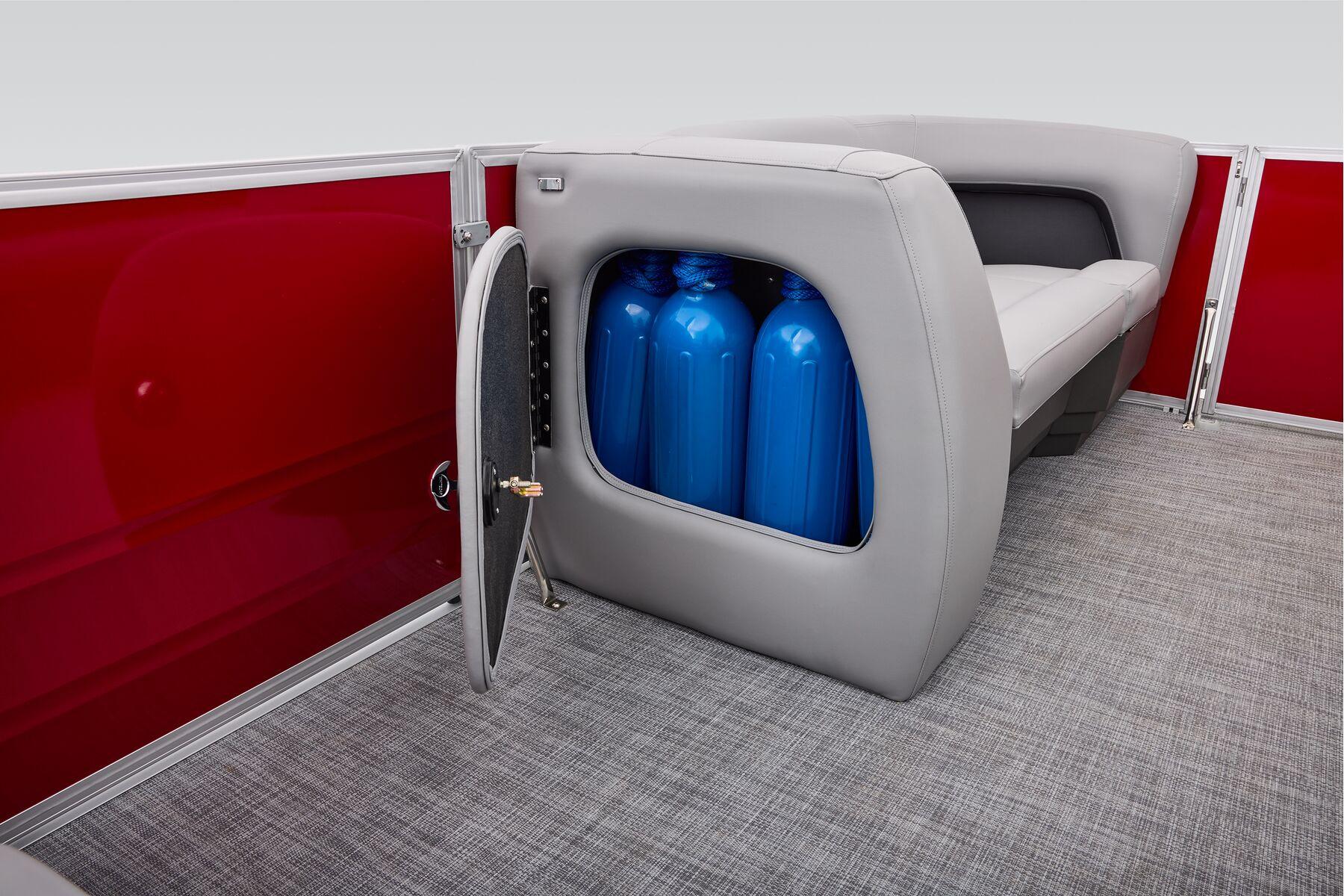 2026 Sun Tracker Party Barge 18 DLX - 40