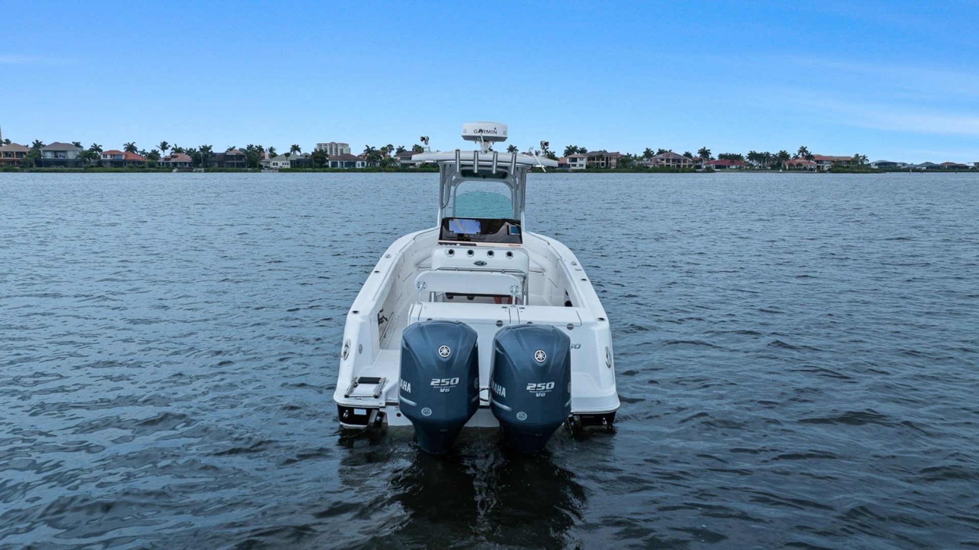 2013 Robalo R260 - Image 29