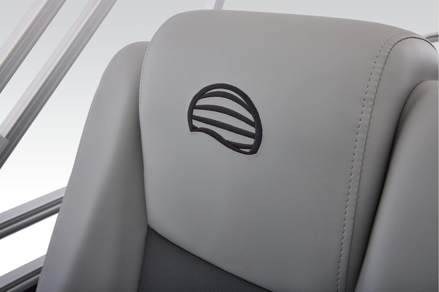 2026 Sun Tracker SportFish 22 DLX - 59