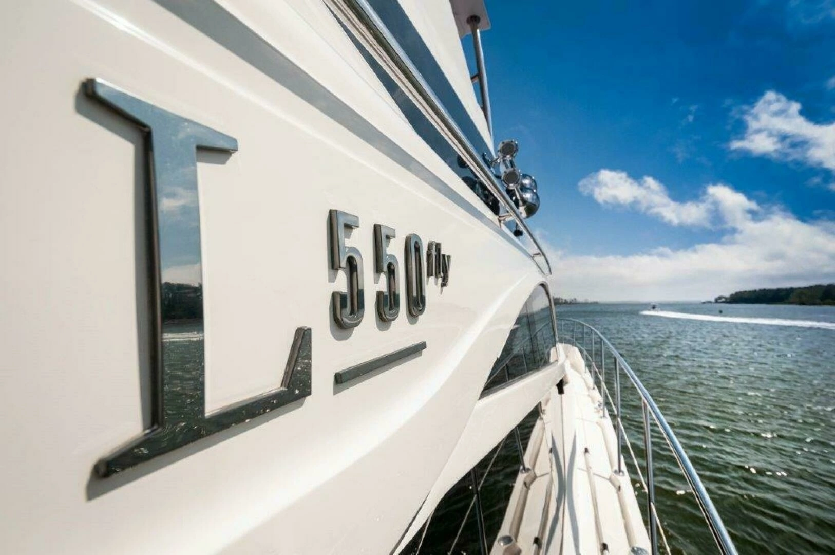 2018 Sea Ray L550 Flybridge - Image 49