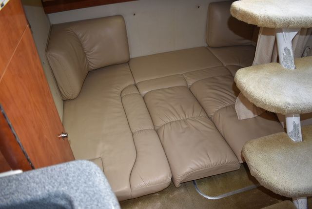 2005 Larson Cabrio 310 - 80