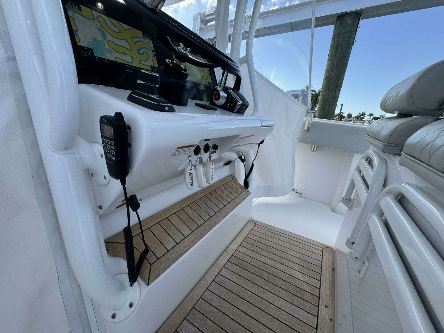 2024 Jupiter 38 HFS - Image 49