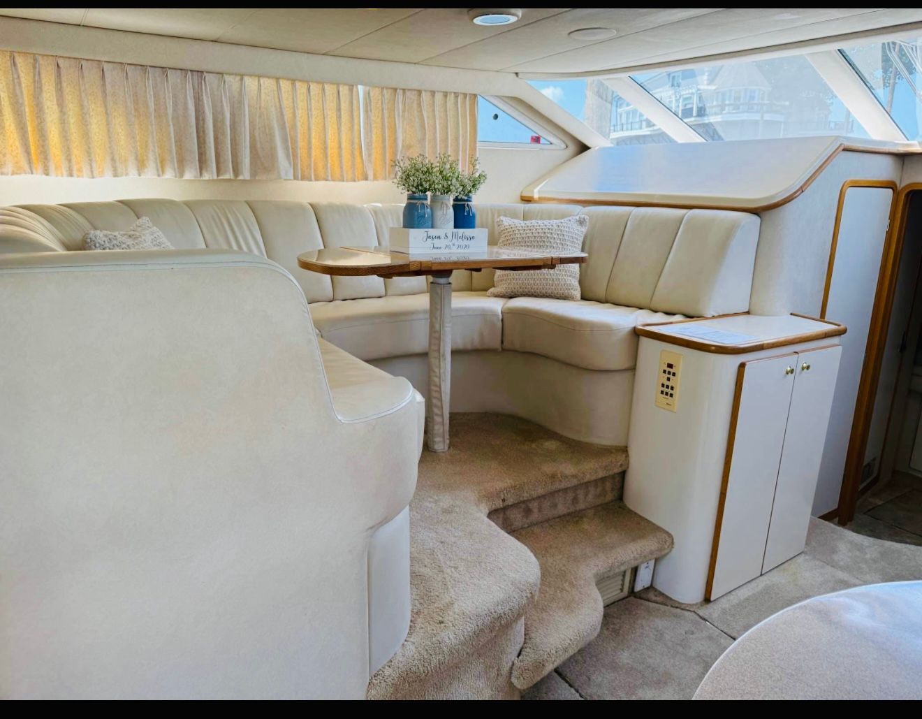 1997 Sea Ray Express Bridge 440 - 14