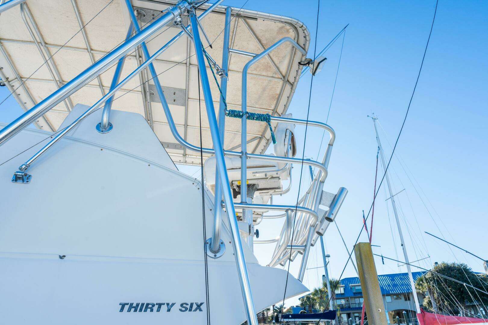 2004 Luhrs Convertible - Image 5