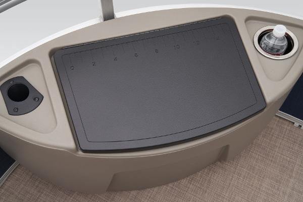 2025 Sun Tracker Bass Buggy 18 DLX - 28