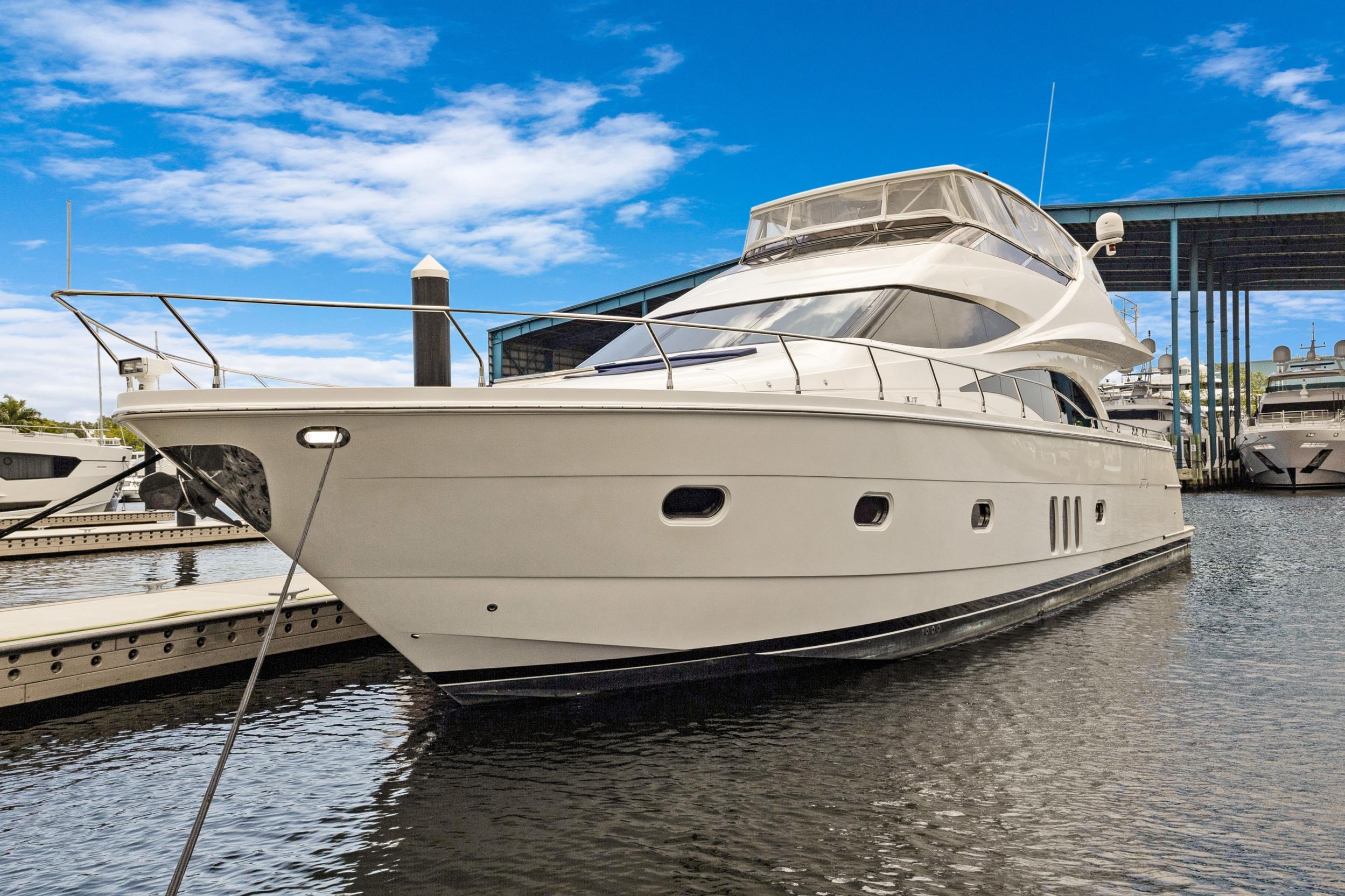 2008 Marquis 65