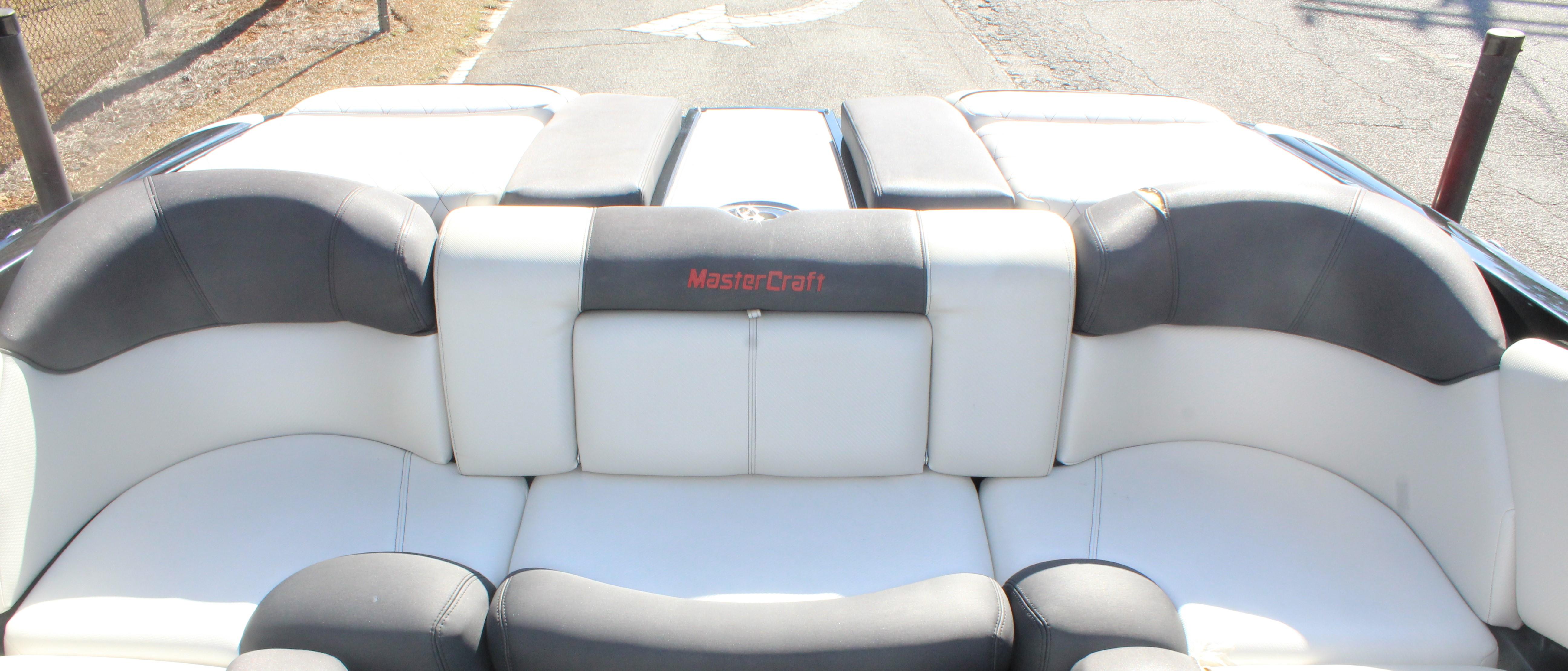2011 MasterCraft X25 - 13