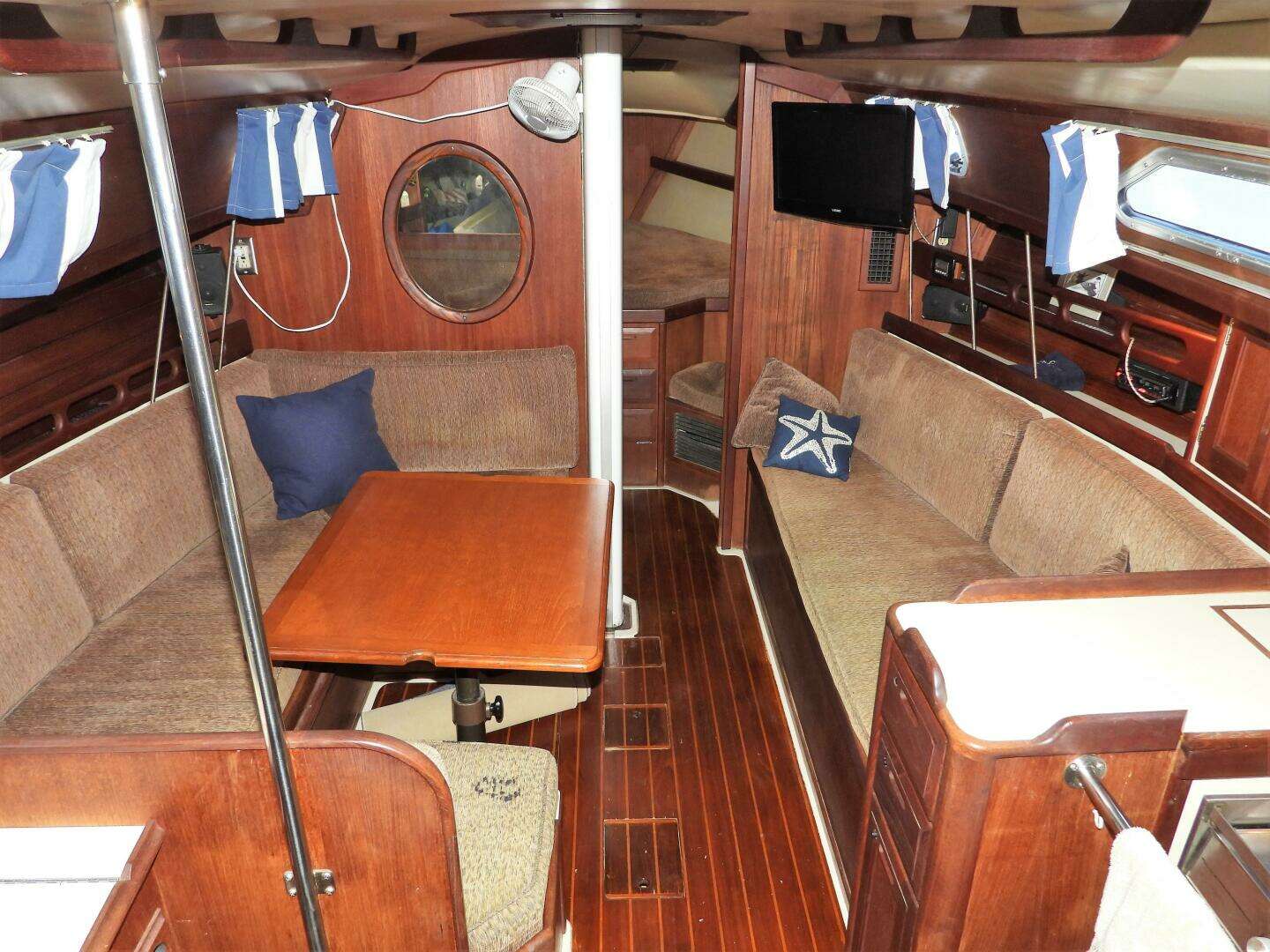 1987 Ericson — - Image 3