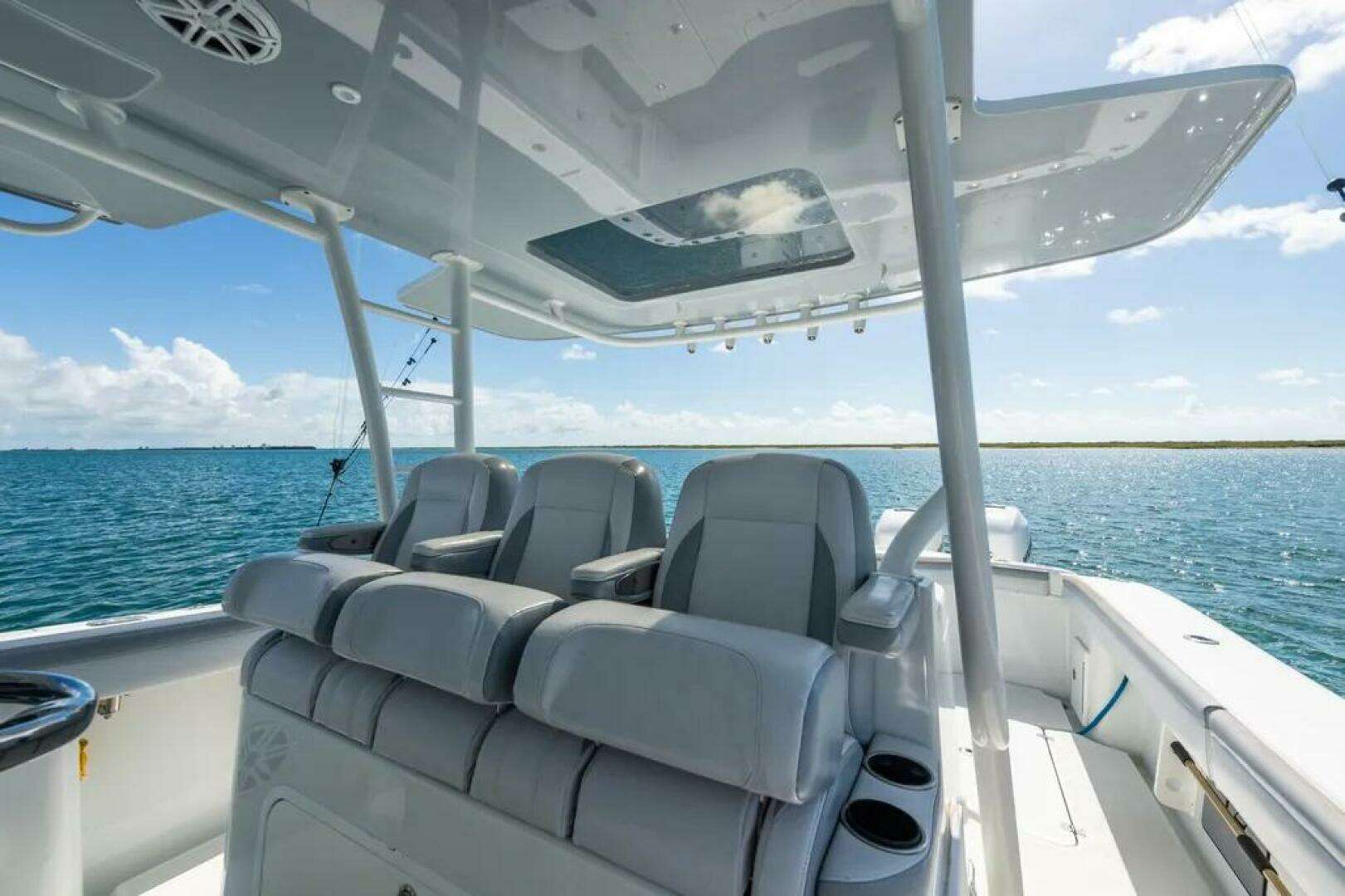 2019 Yellowfin 42 Center Console - Image 13