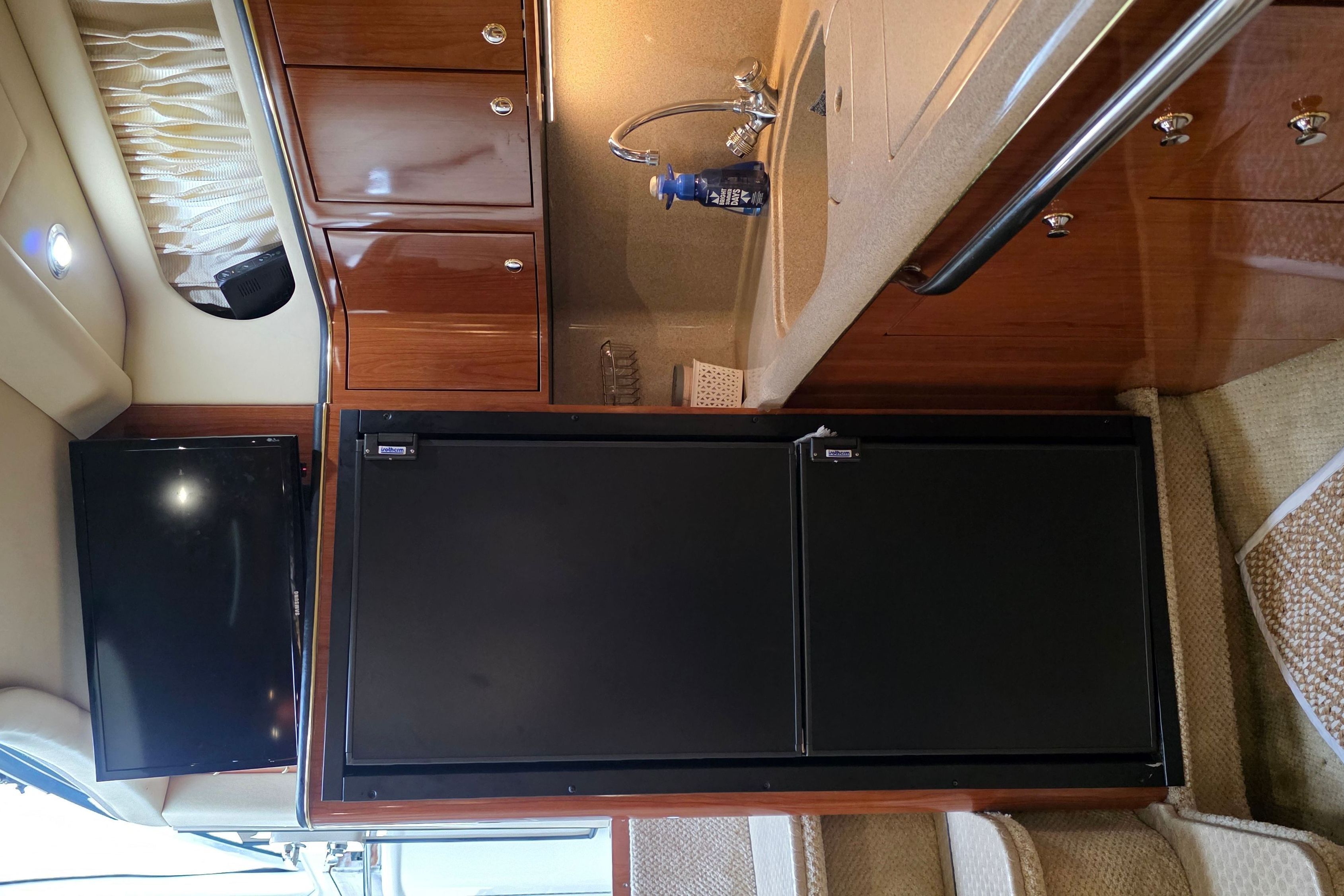 2002 Sea Ray 410 Sundancer - 10