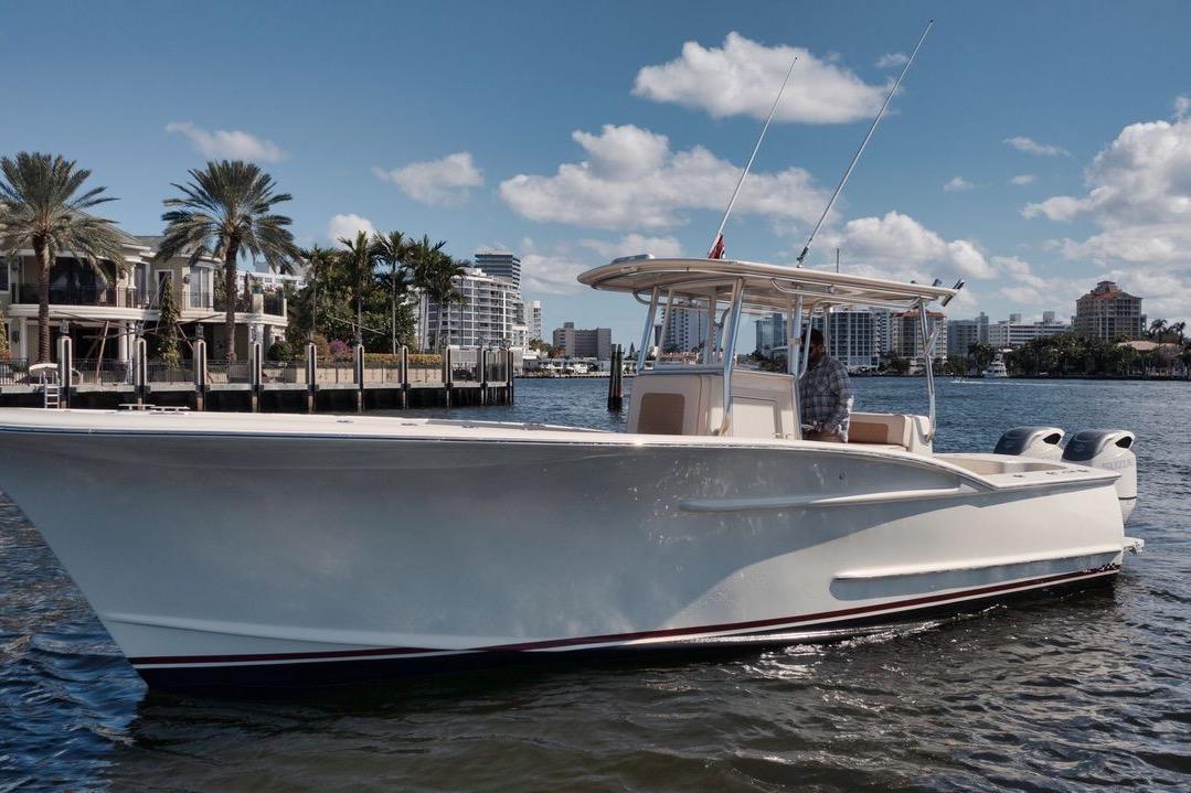 2019 Custom Carolina 32