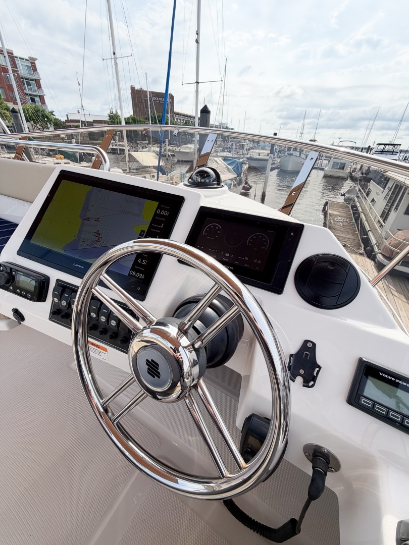 2022 Ranger Tugs R-43 CB - Image 53