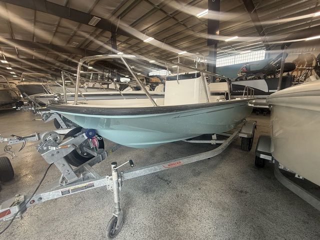 2025 Boston Whaler 150 Montauk