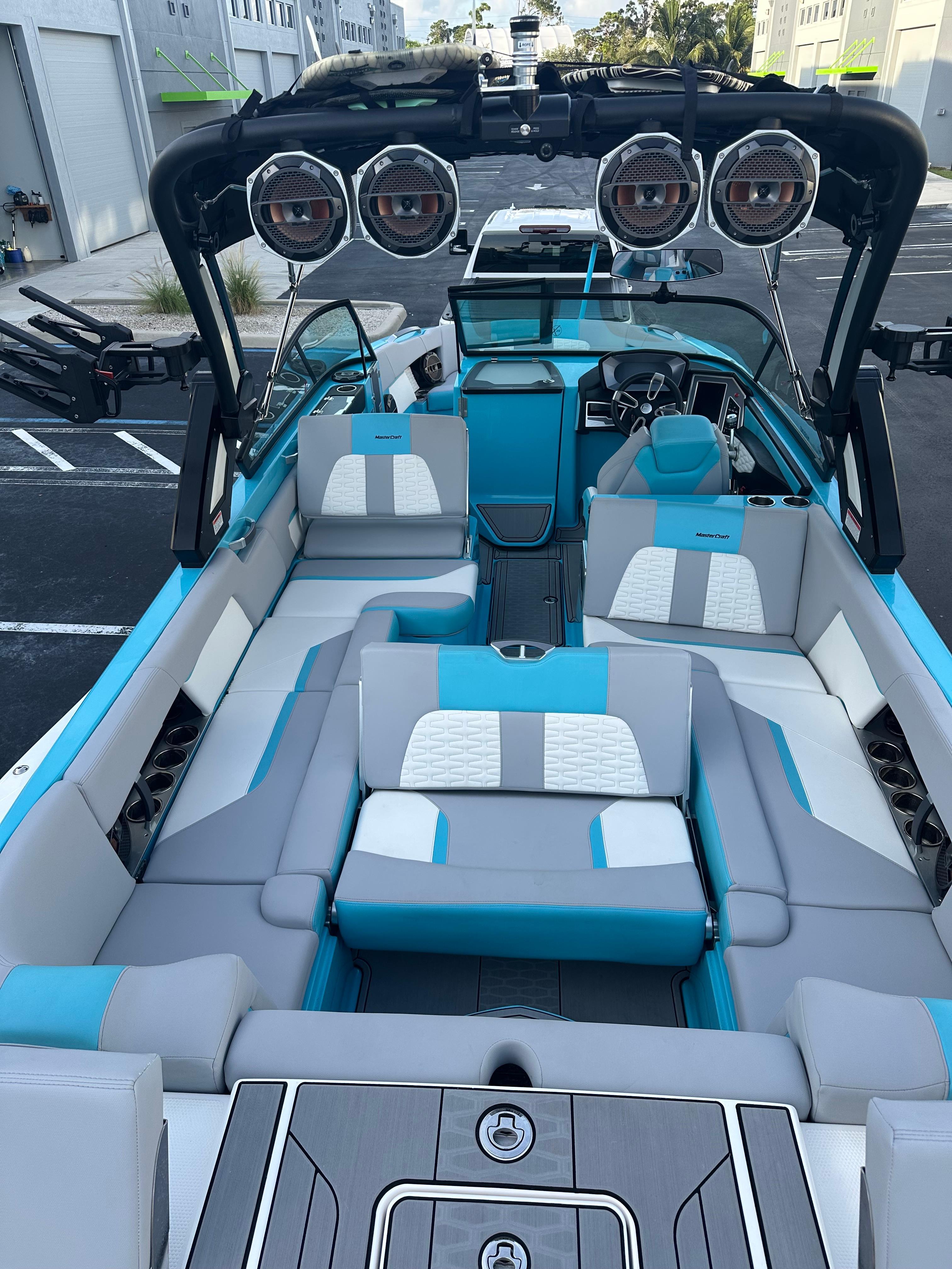 2022 MasterCraft X-26 - 15
