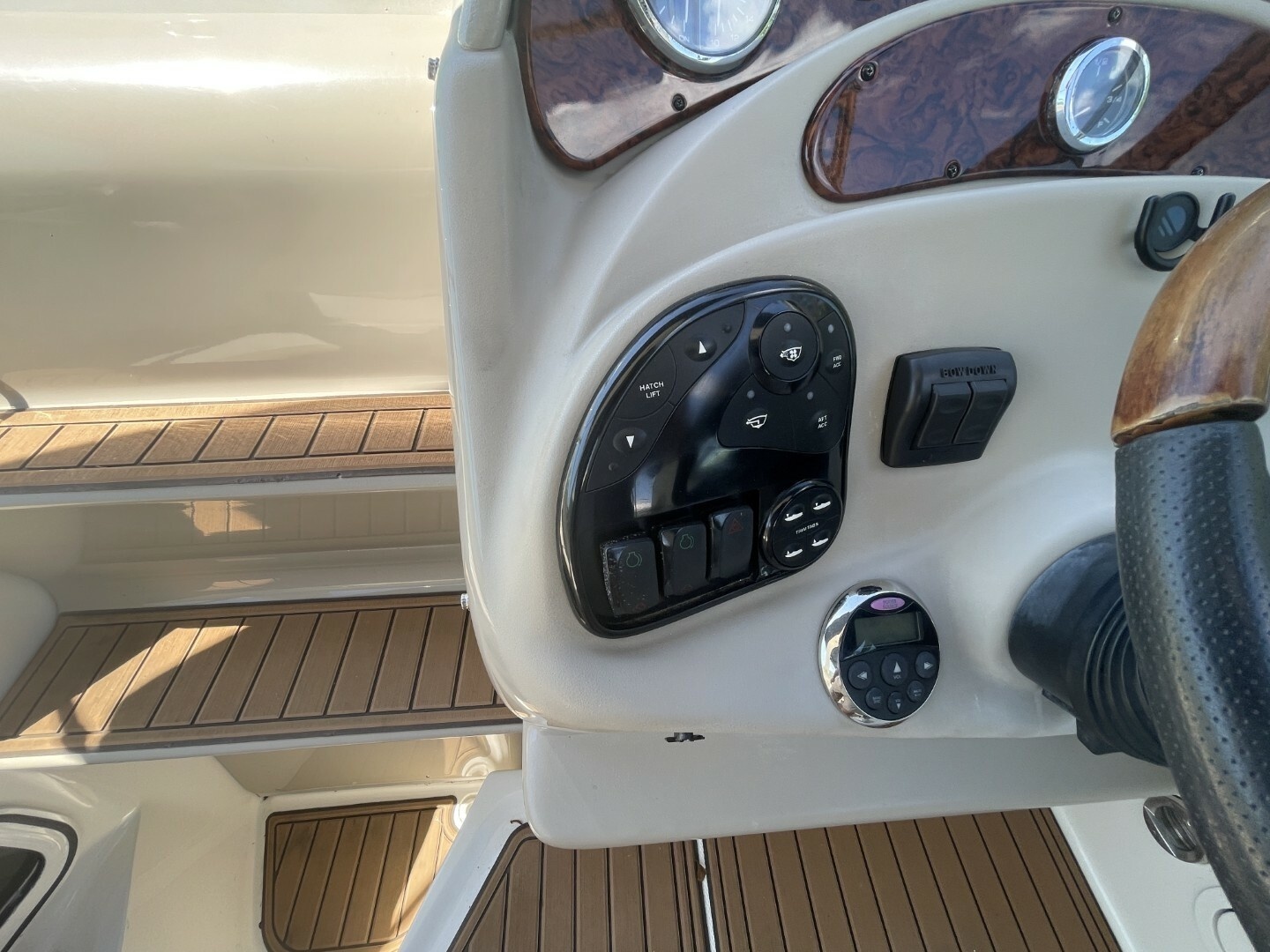 2008 Sea Ray 280 Sundancer - Image 17