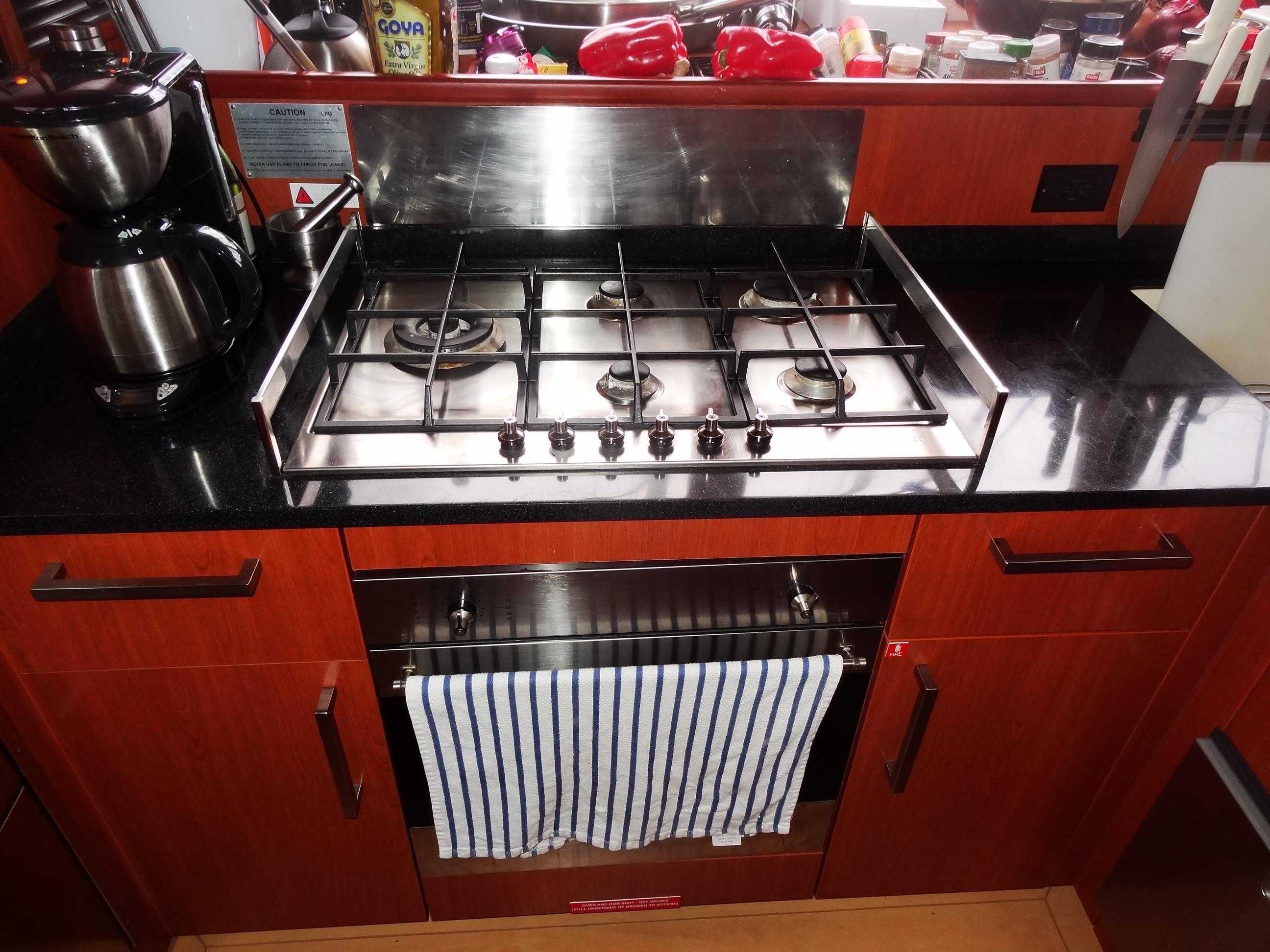 2014 Leopard 58 - 179
