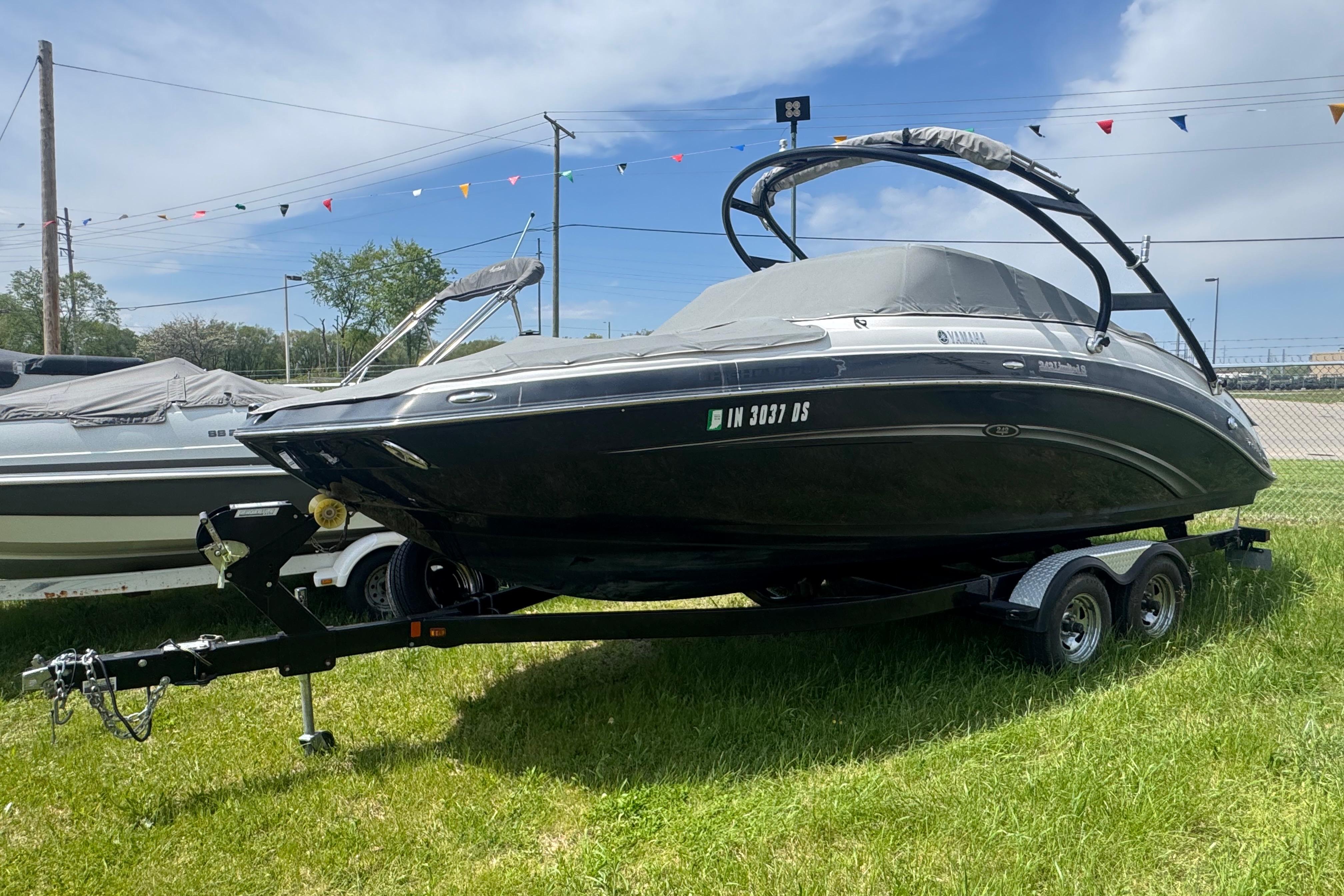 2013 Yamaha Boats 242 Limited S