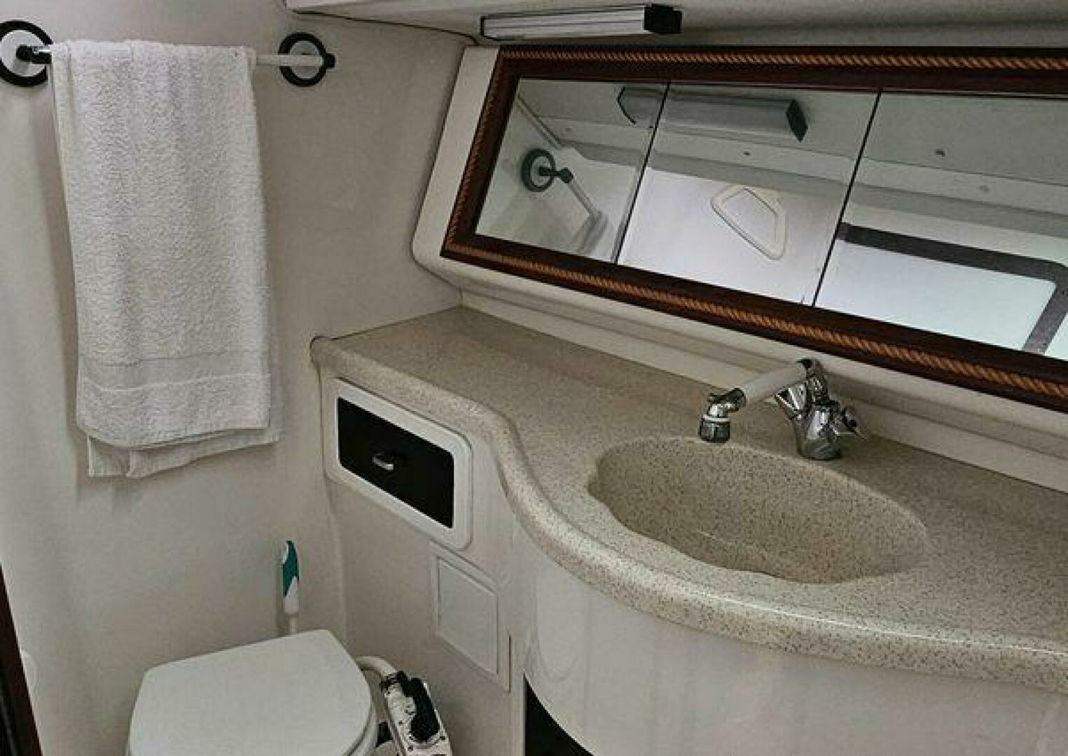1995 Catalina 400 - Image 27
