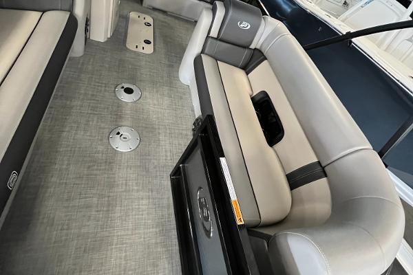 2024 Princecraft Quorum 23 RL boat interior with gray seating and flooring.