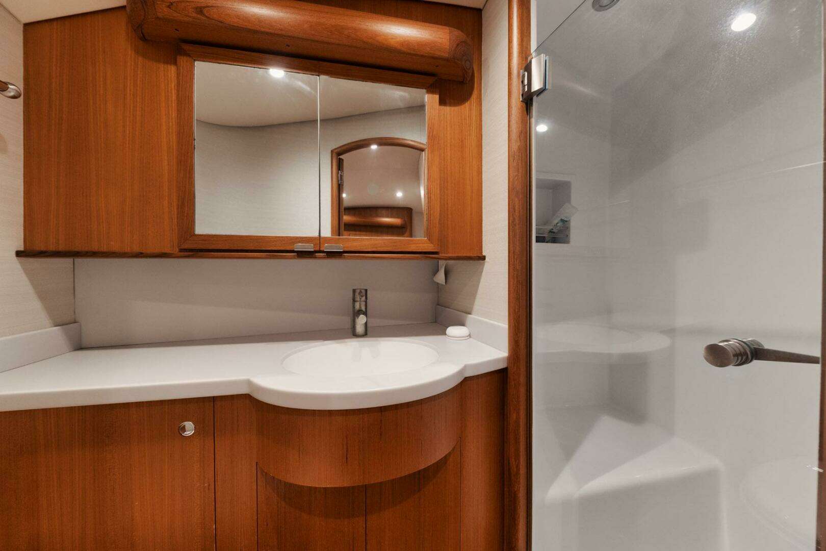 2016 F&S 40 Open Express - Image 7